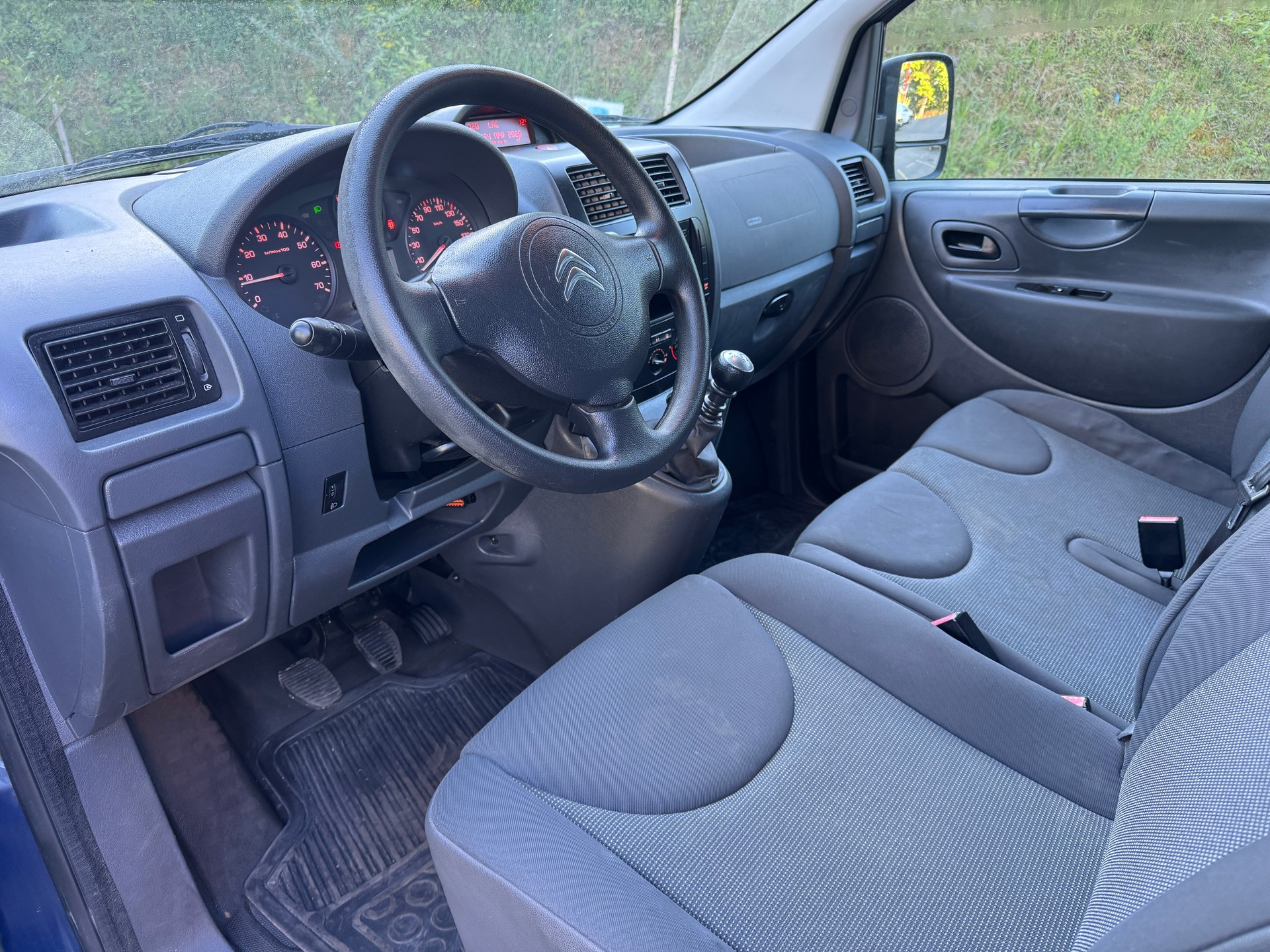 CITROEN Jumpy 2.0 HDi L2H1 Attraction-image-1