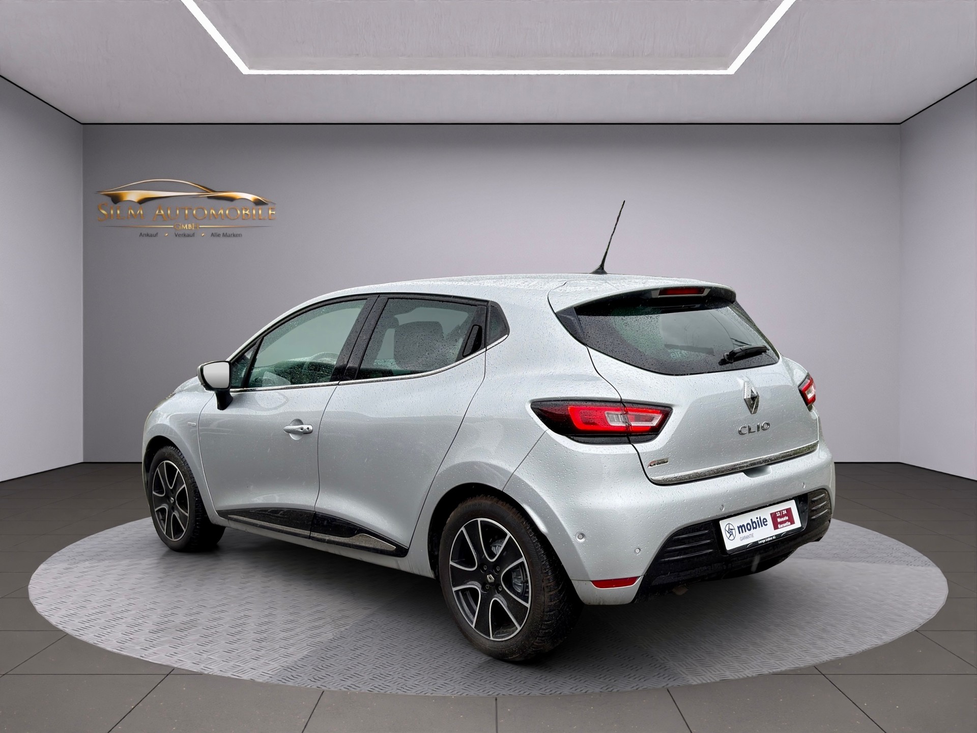 RENAULT Clio 1.2 16V T Swiss Edition EDC-showroom-element-3