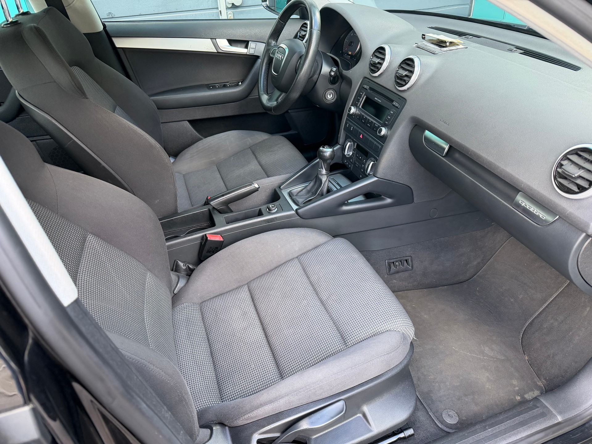 AUDI A3 Sportback 2.0 TDI Ambiente quattro-image-7