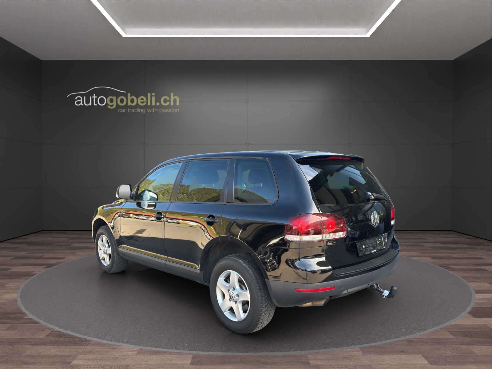 VW Touareg 3.0 TDI Tiptronic-showroom-element-1