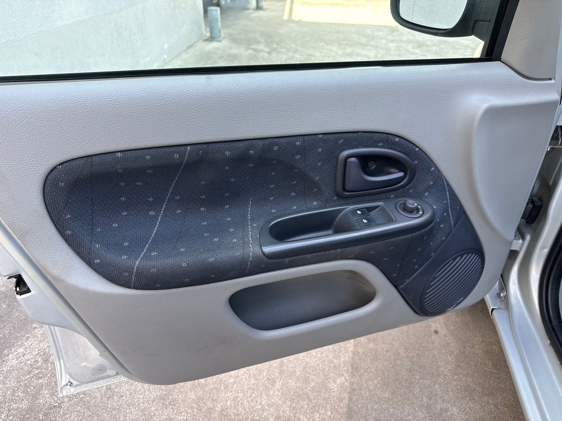 RENAULT Clio 1.2 Expression-image-9