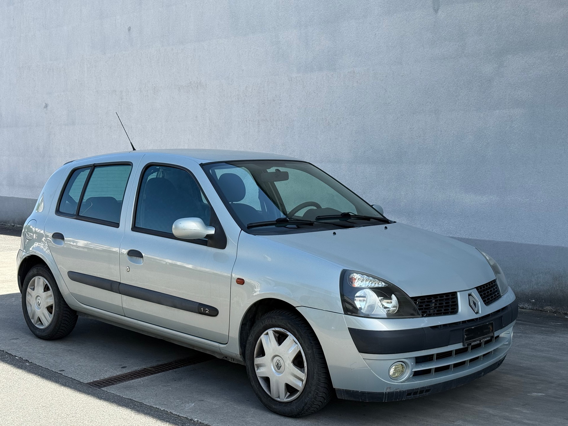 RENAULT Clio 1.2 Expression-image-6