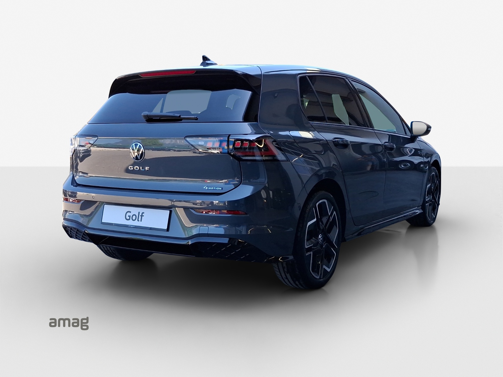 VW Golf 1.5 e TSI mHEV R-Line DSG-image-4