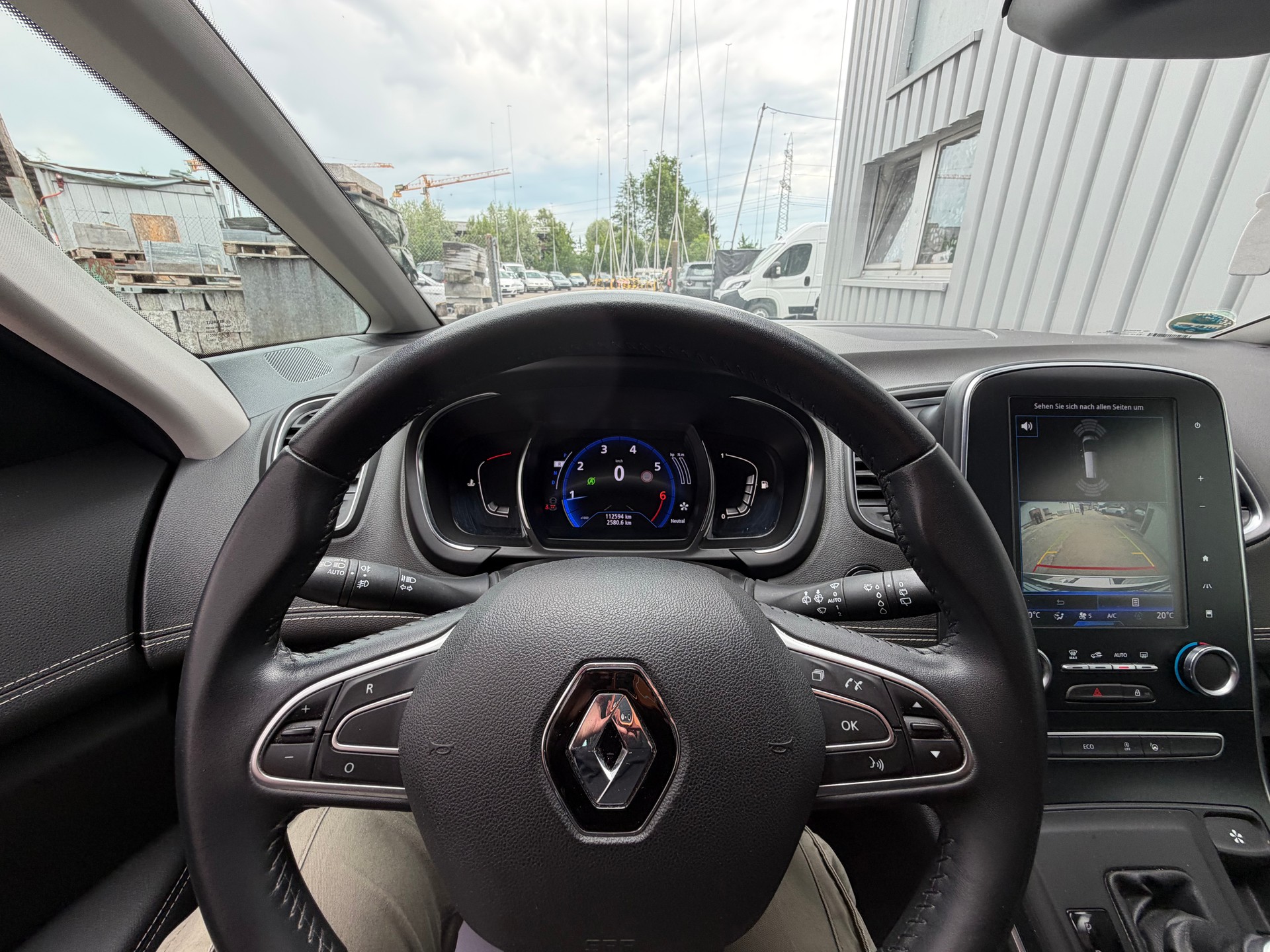RENAULT Grand Scénic 1.3 16V Turbo Zen EDC-image-13