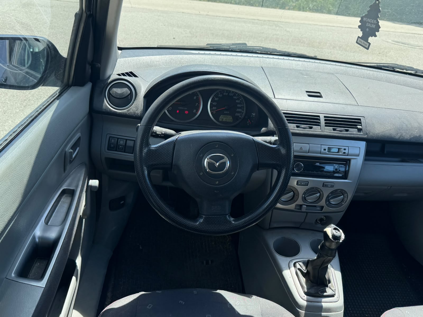 MAZDA 2 1.25i 16V Confort-image-12
