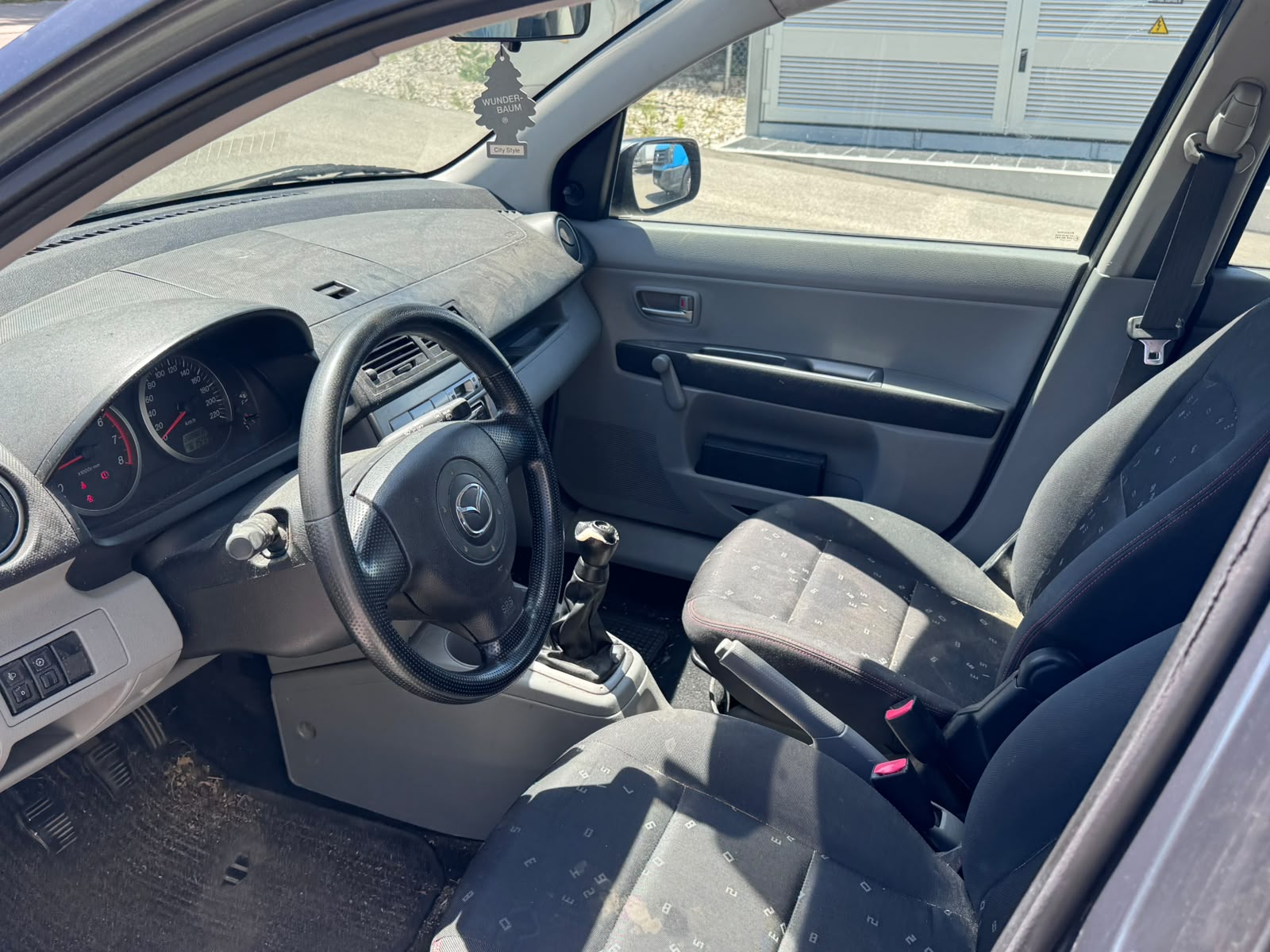 MAZDA 2 1.25i 16V Confort-image-8