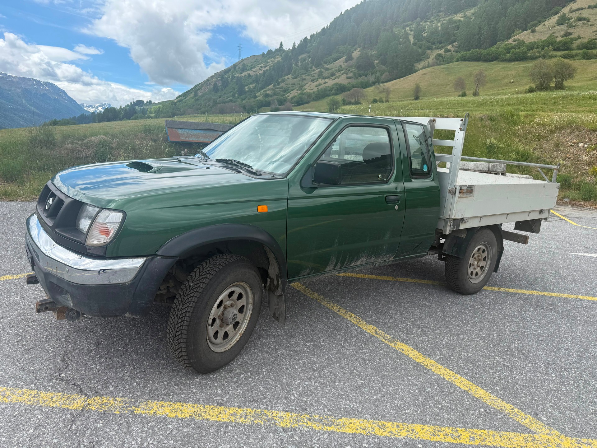 NISSAN King Cab 2.5TDi 4x4