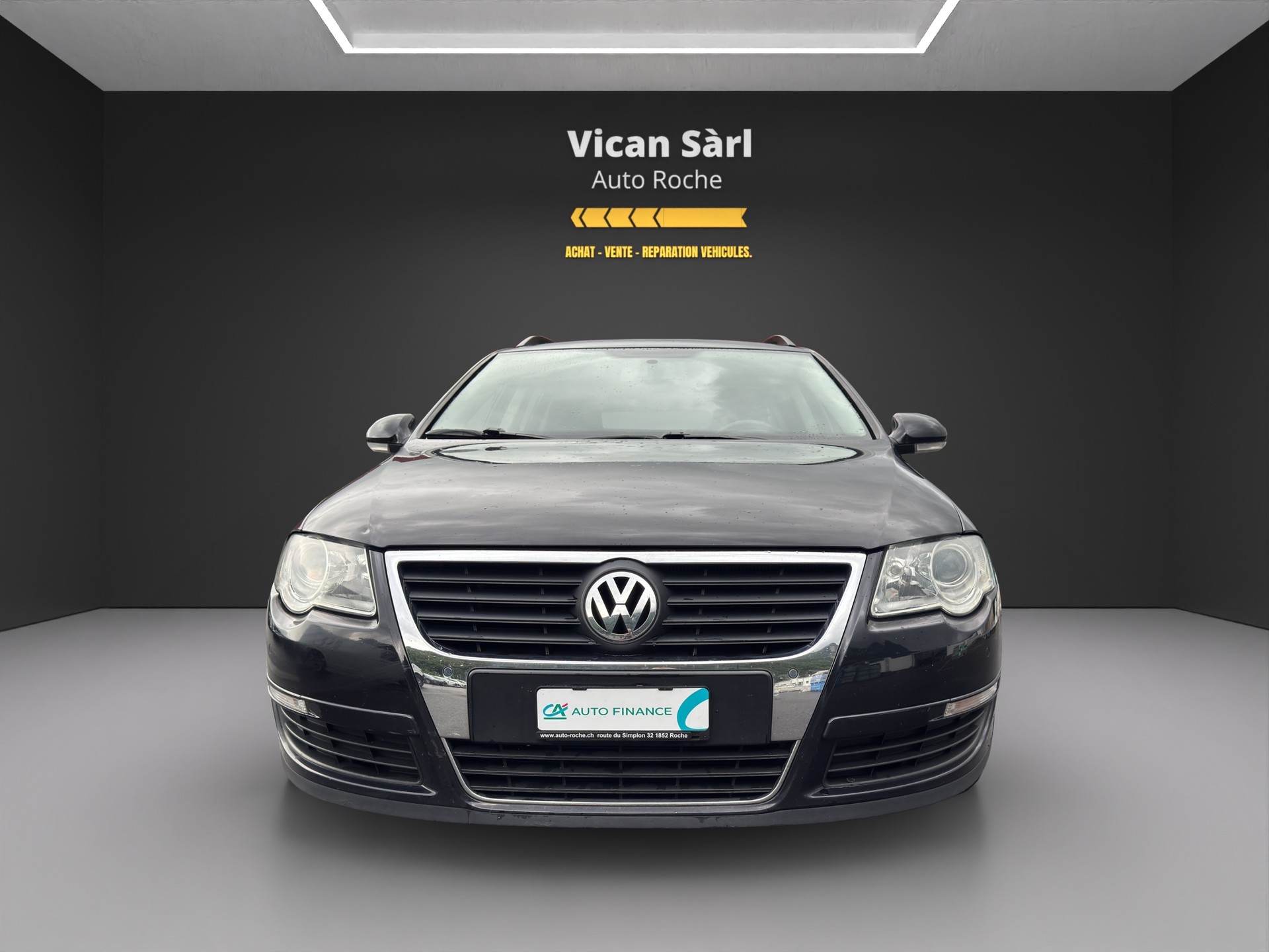 VW Passat Variant 1.8 TSI Comfortline Tiptronic-image-0