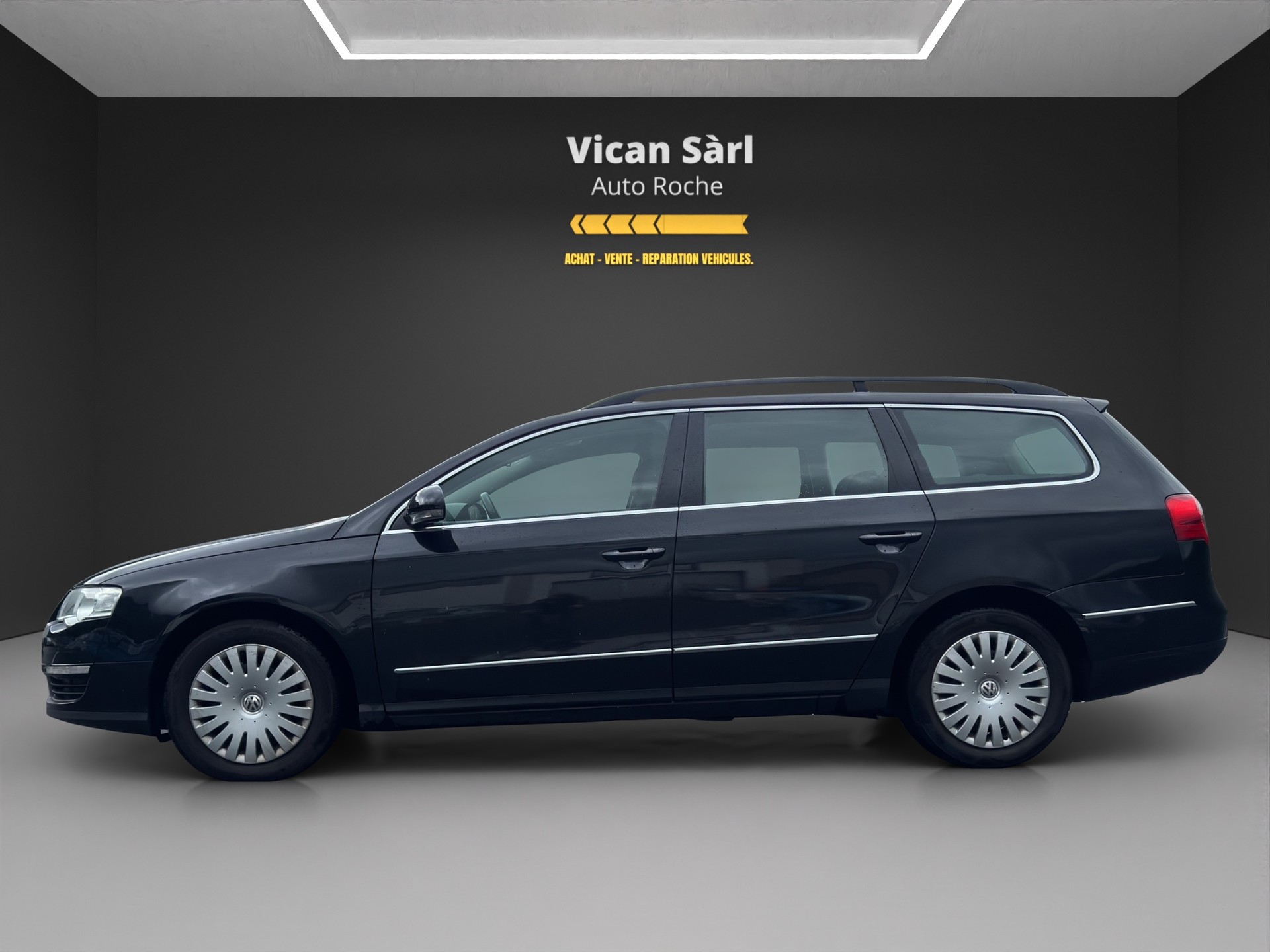 VW Passat Variant 1.8 TSI Comfortline Tiptronic-image-3