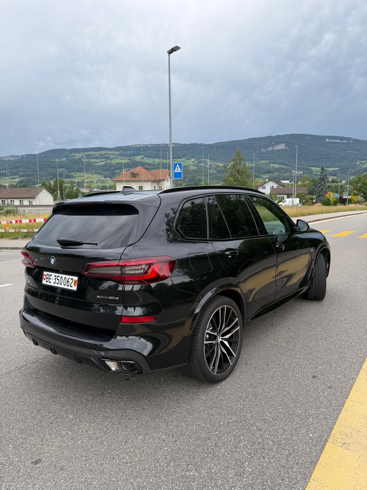 BMW 40d xDrive SAG-image-2