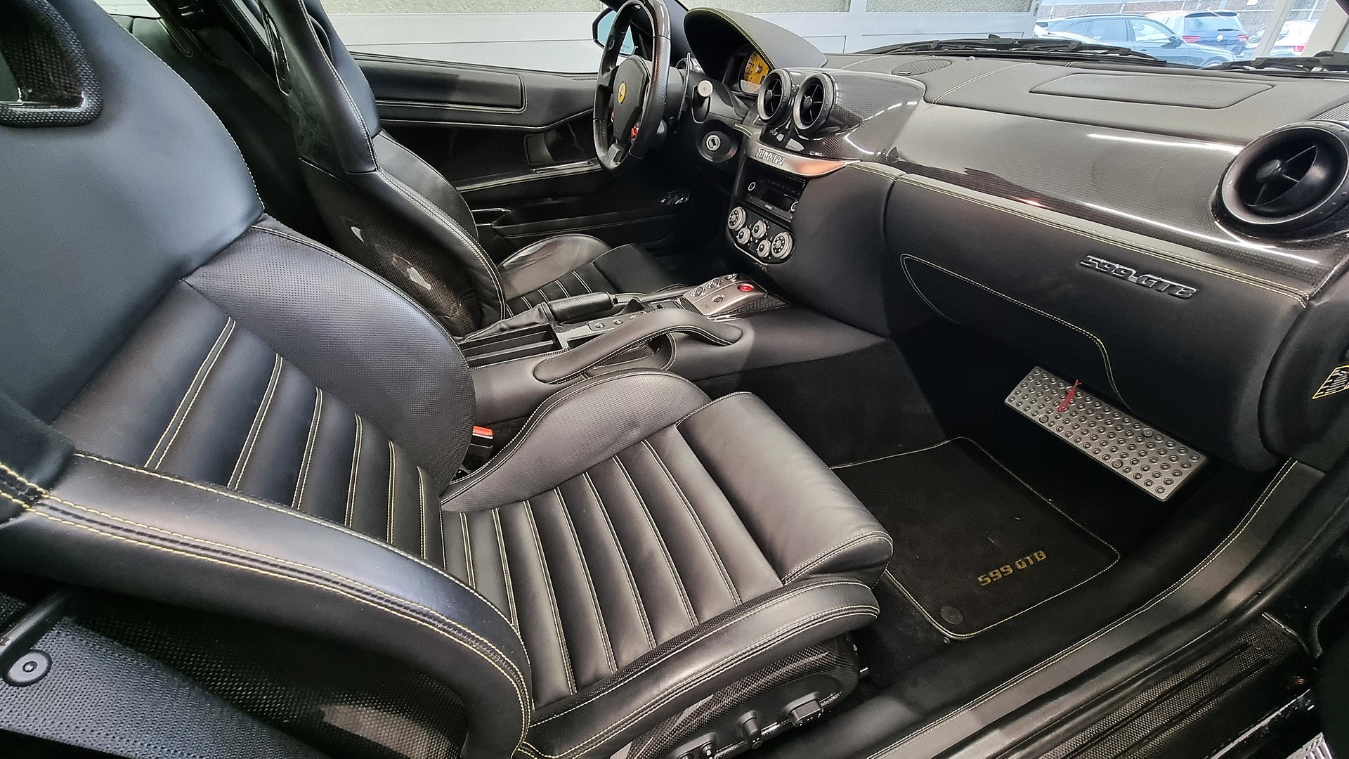FERRARI 599 GTB FIORANO-image-10