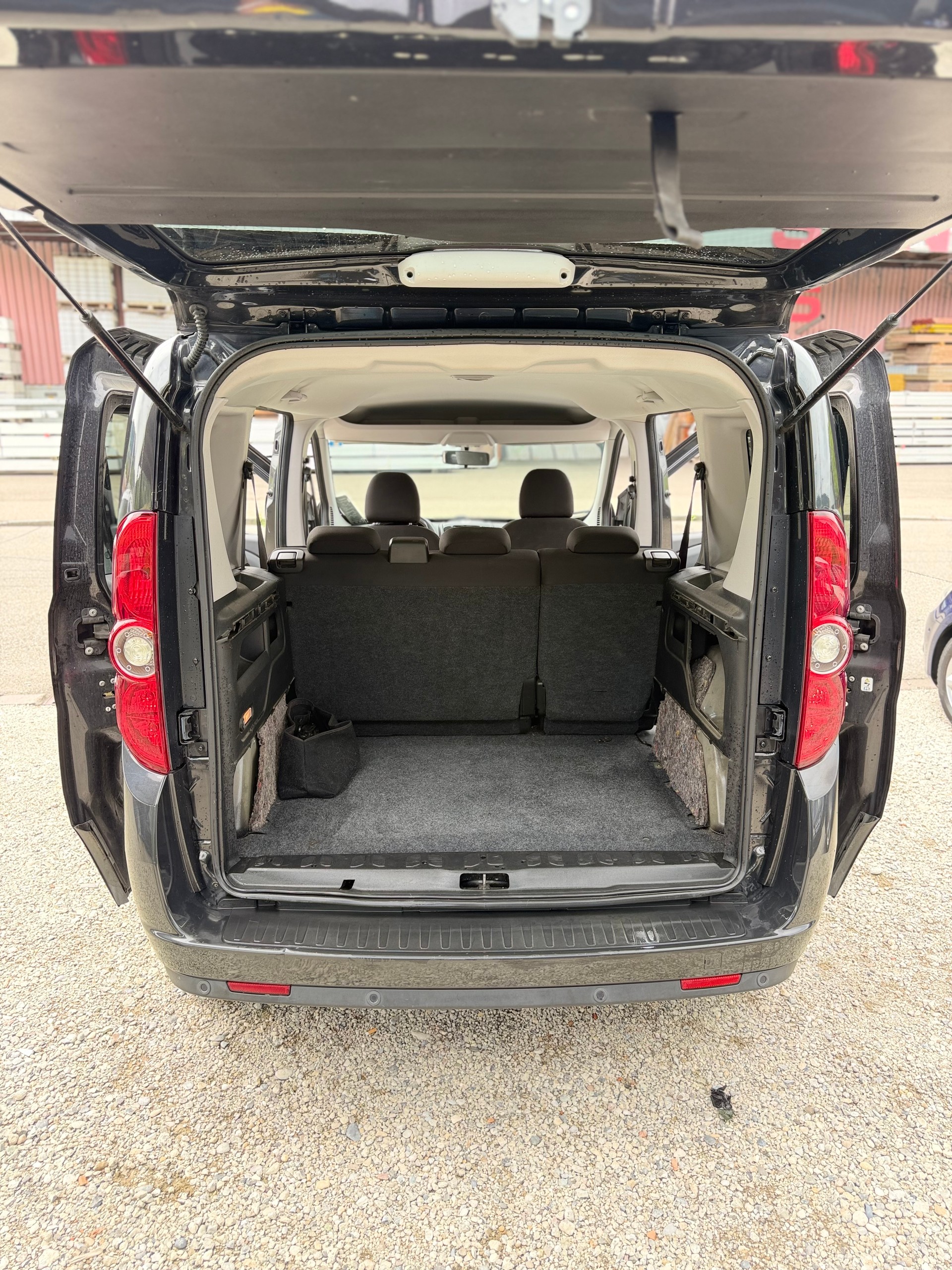 FIAT Doblò 1.4 Dynamic-image-14