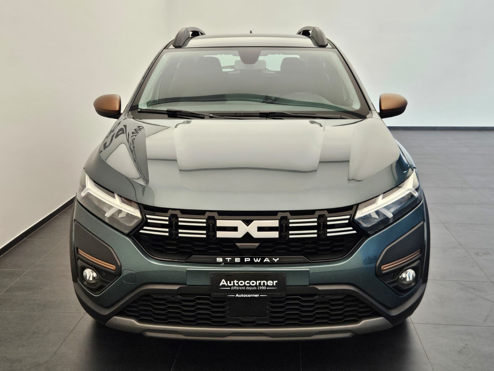DACIA Sandero Stepway TCe 90 Expression CVT-showroom-element-3