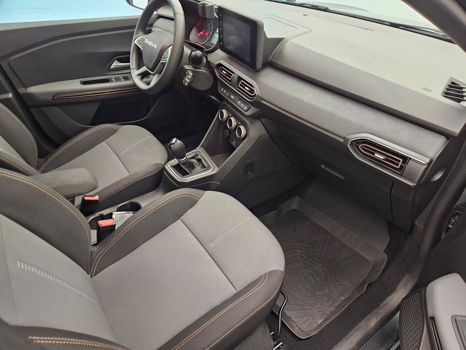 DACIA Sandero Stepway TCe 90 Expression CVT-image-11