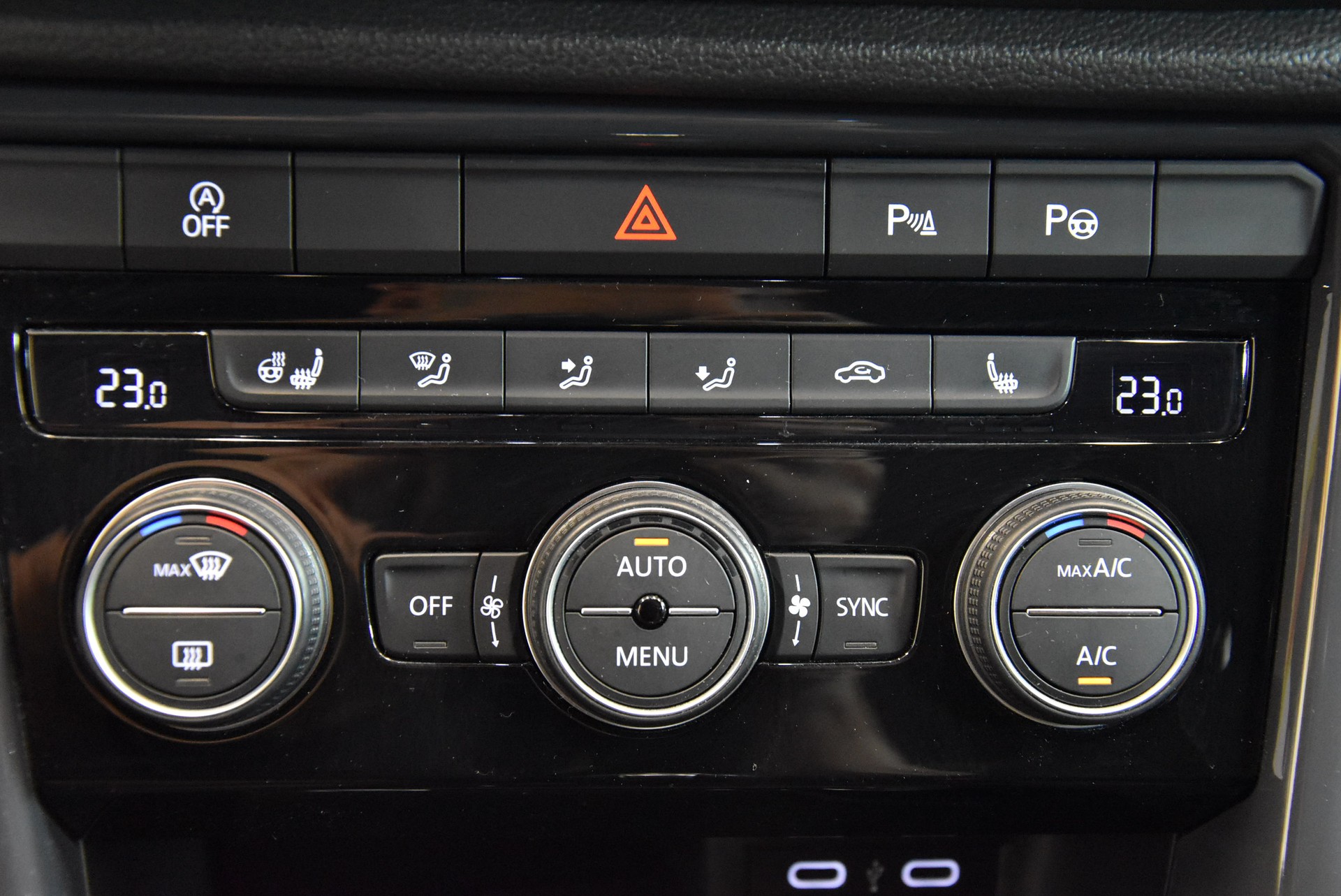 VW T-Roc 2.0 TSI Sport DSG 4Motion-image-11