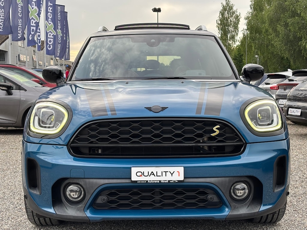 MINI Countryman Cooper SE Trafalgar ALL4 PHEV Steptronic-image-1