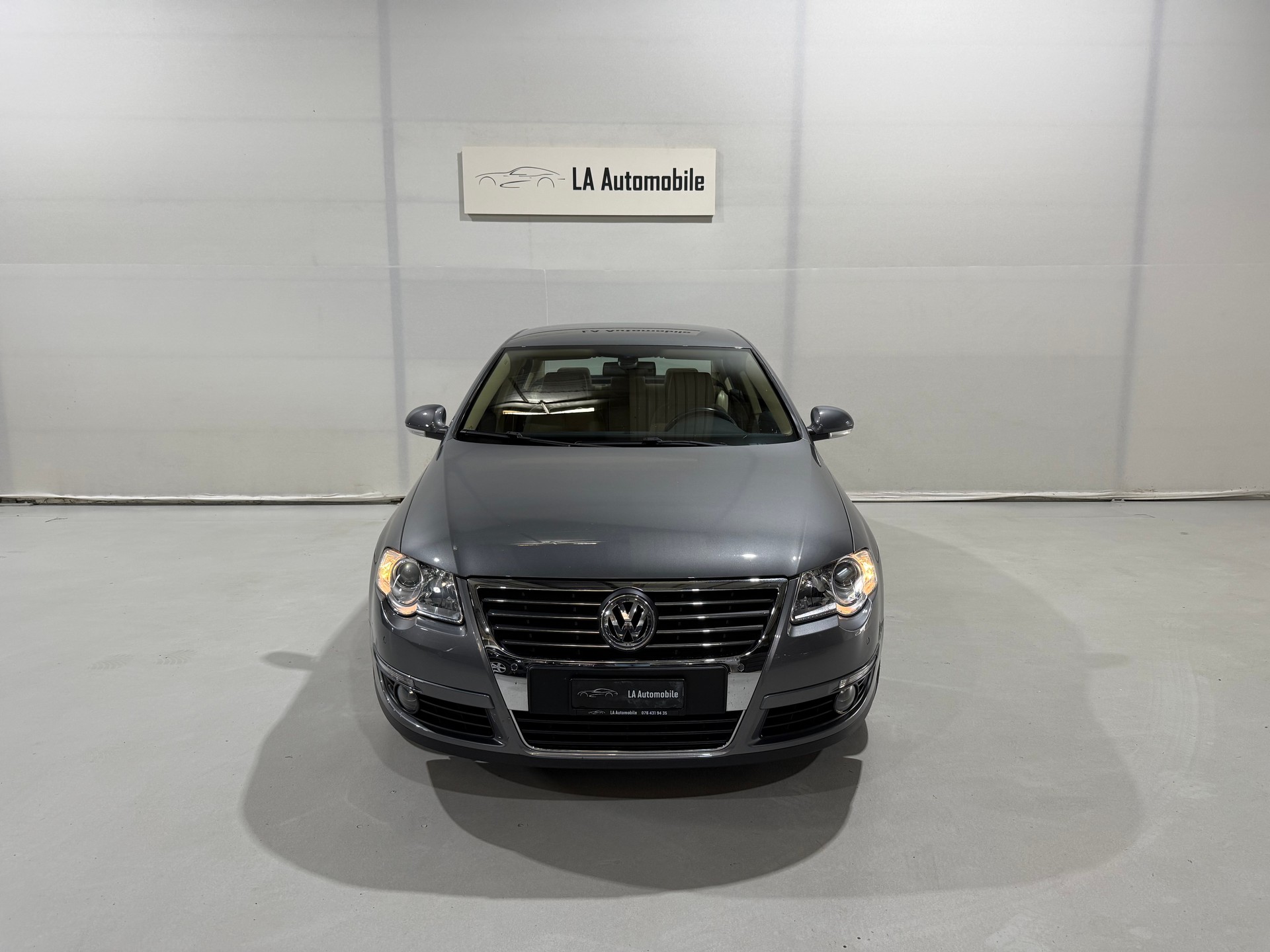VW Passat 2.0 FSI Highline-image-3