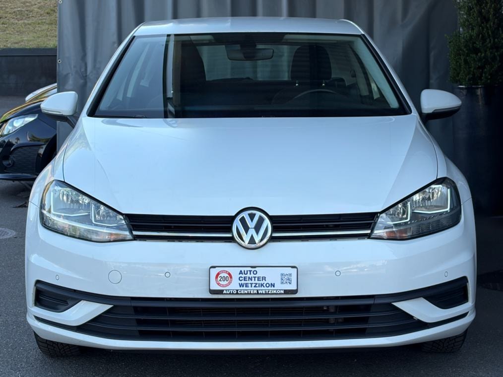 VW Golf 1.0 TSI Trendline-image-0