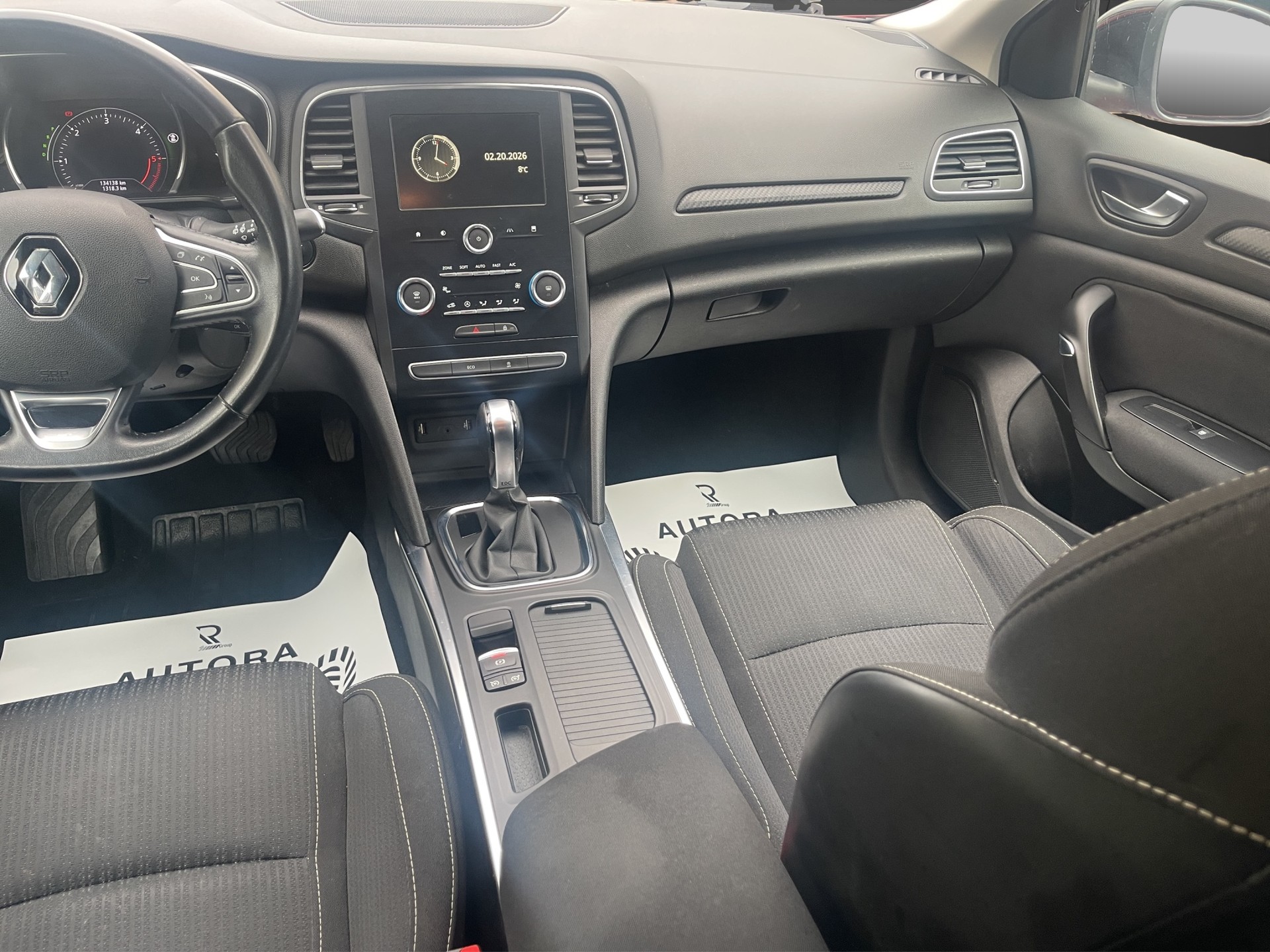 RENAULT Mégane Grandtour 1.5 dCi GT Line EDC-image-10