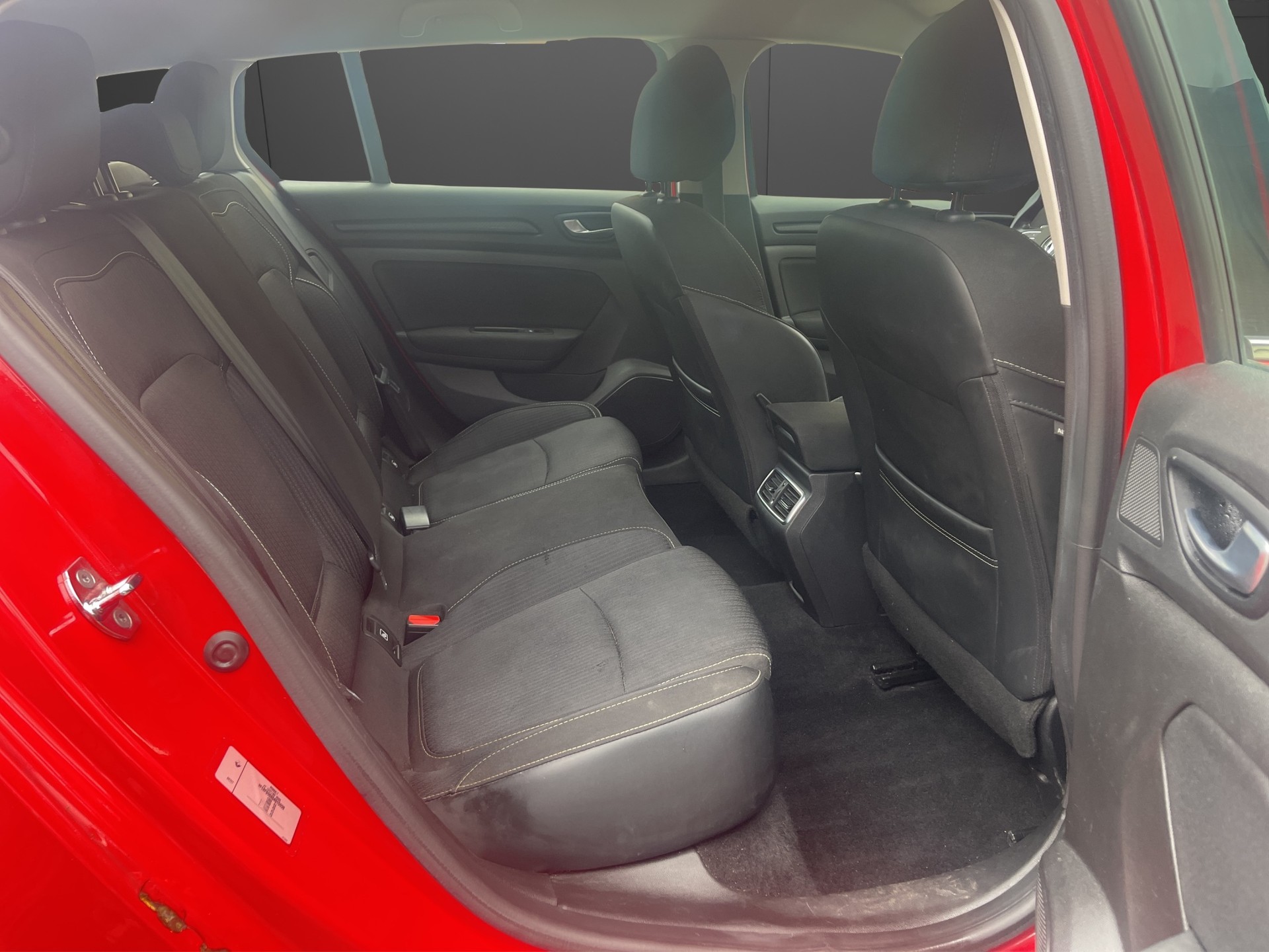 RENAULT Mégane Grandtour 1.5 dCi GT Line EDC-image-13