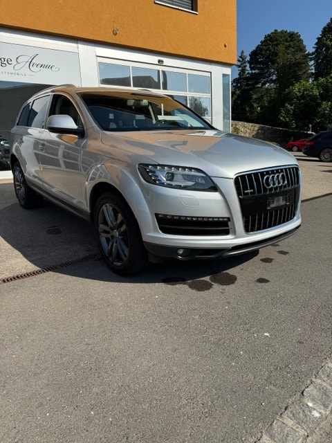 AUDI Q7 3.0 TDI quattro tiptronic-image-7
