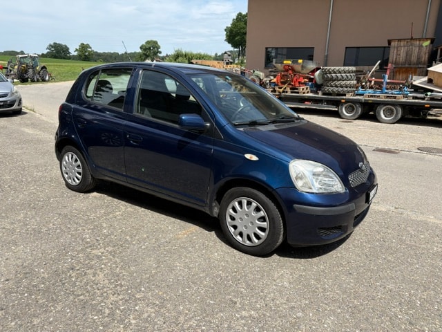 TOYOTA Yaris 1.3 Linea Sol-image-0