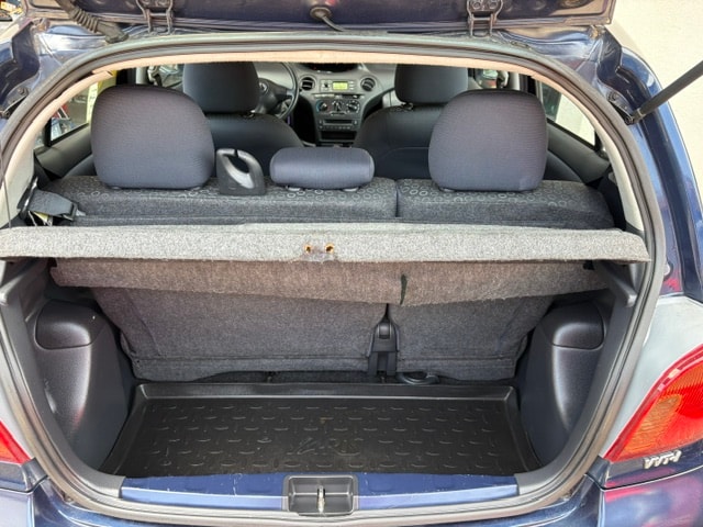 TOYOTA Yaris 1.3 Linea Sol-image-10