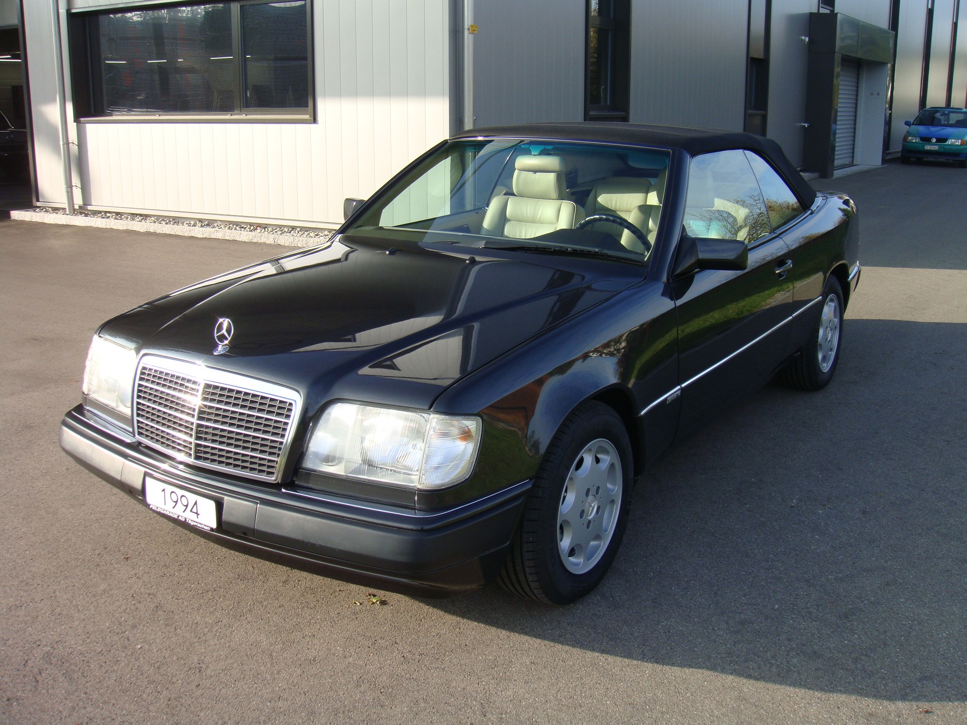 MERCEDES-BENZ 300 CE-24 Cabrio-image-1