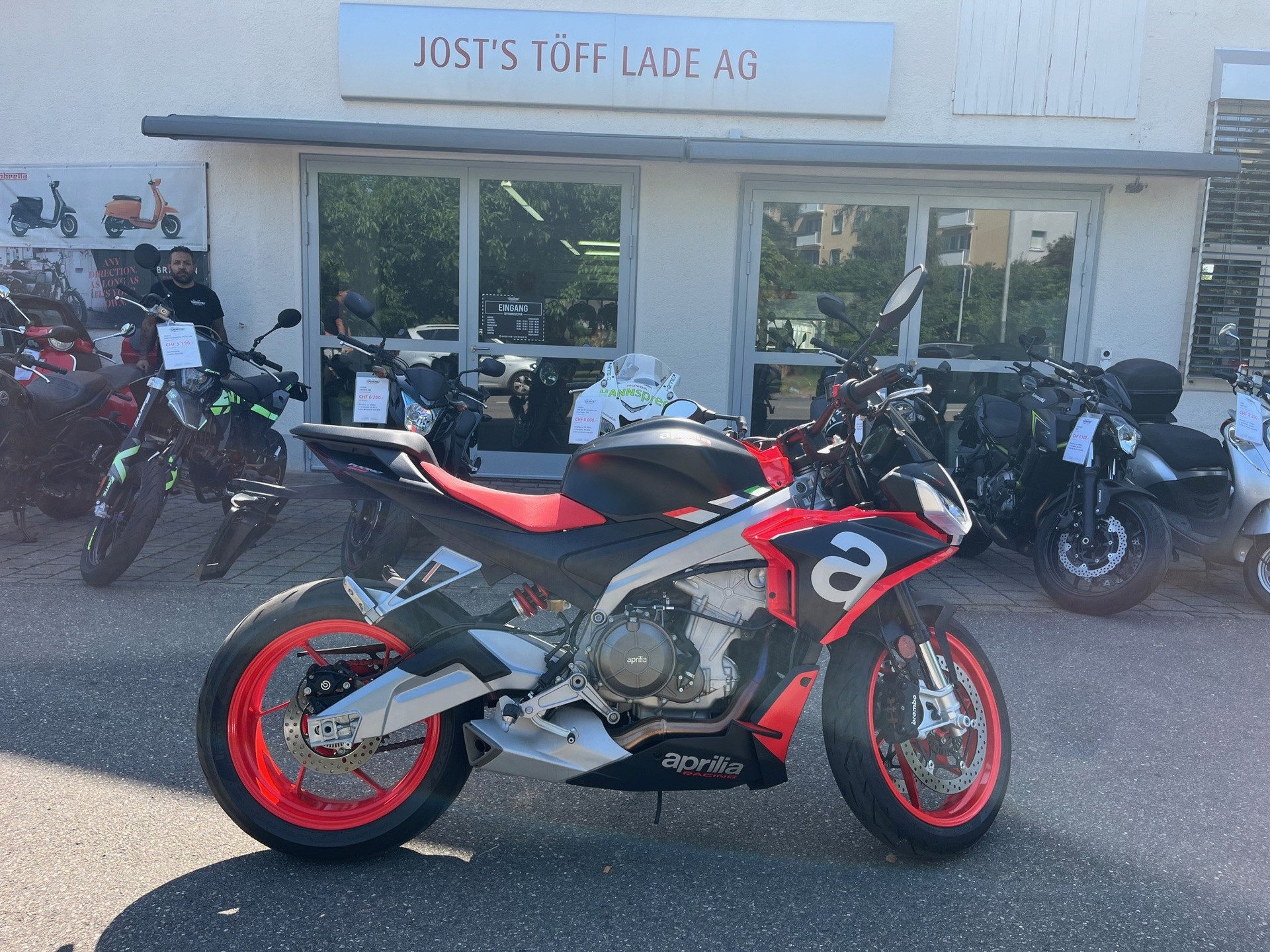 APRILIA Tuono 660 (35kw) - GRATIS LIEFERUNG*-showroom-element-1