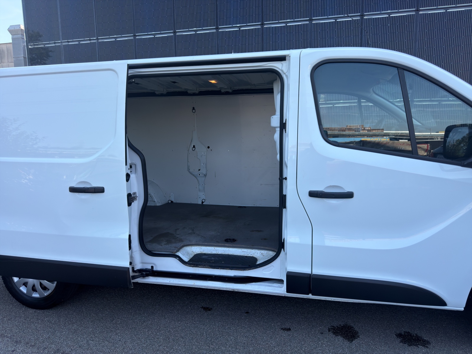 NISSAN NV300 dCi 145 2.9 L2H1 Comfort DCT-image-16