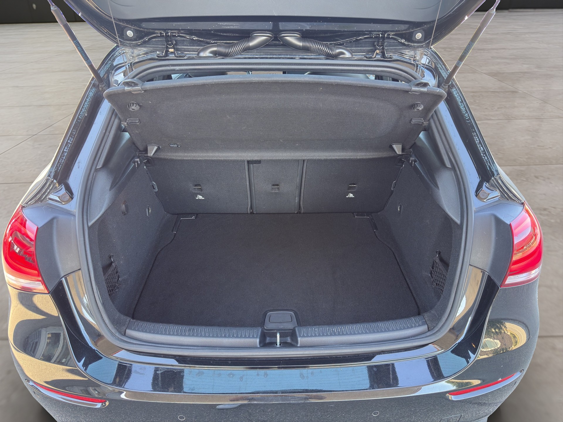 MERCEDES-BENZ A 250 4Matic Progressive 7G-DCT-image-13