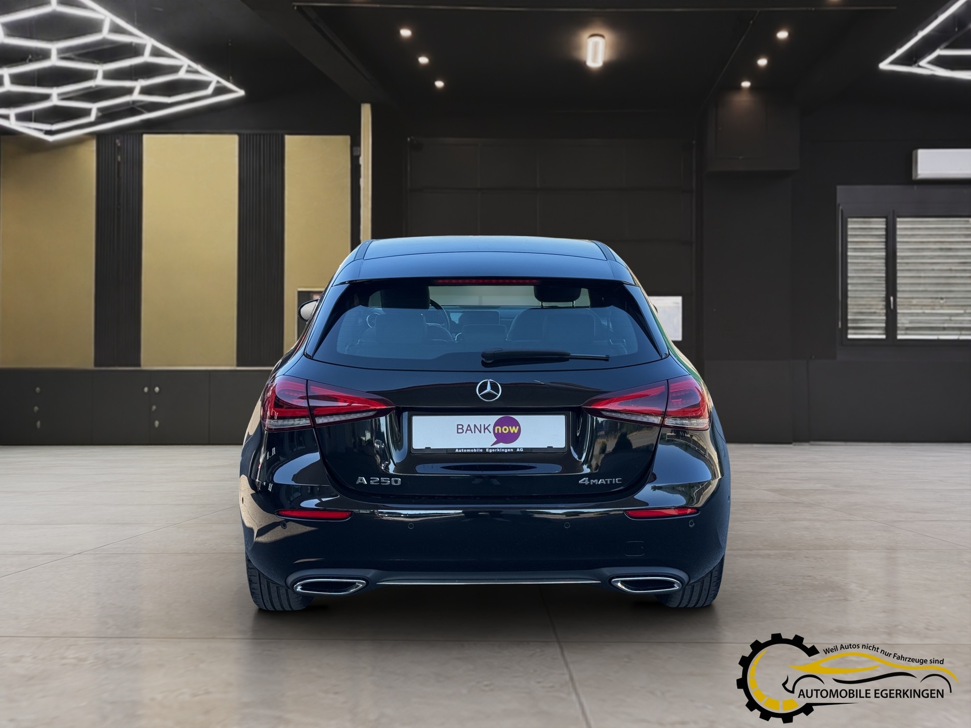 MERCEDES-BENZ A 250 4Matic Progressive 7G-DCT-image-5