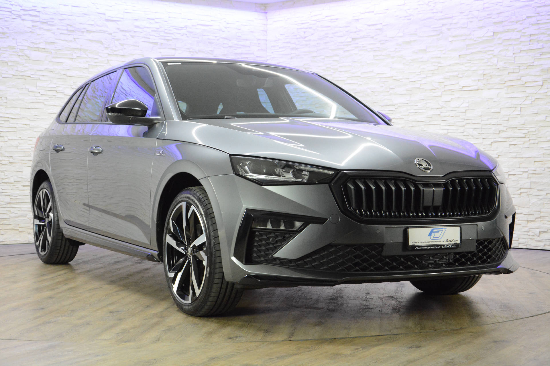 SKODA Scala 1.5 TSI Monte Carlo DSG-image-1