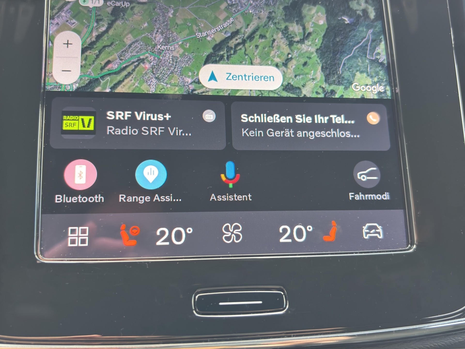 VOLVO XC40 P8 Twin Plus AWD-image-17