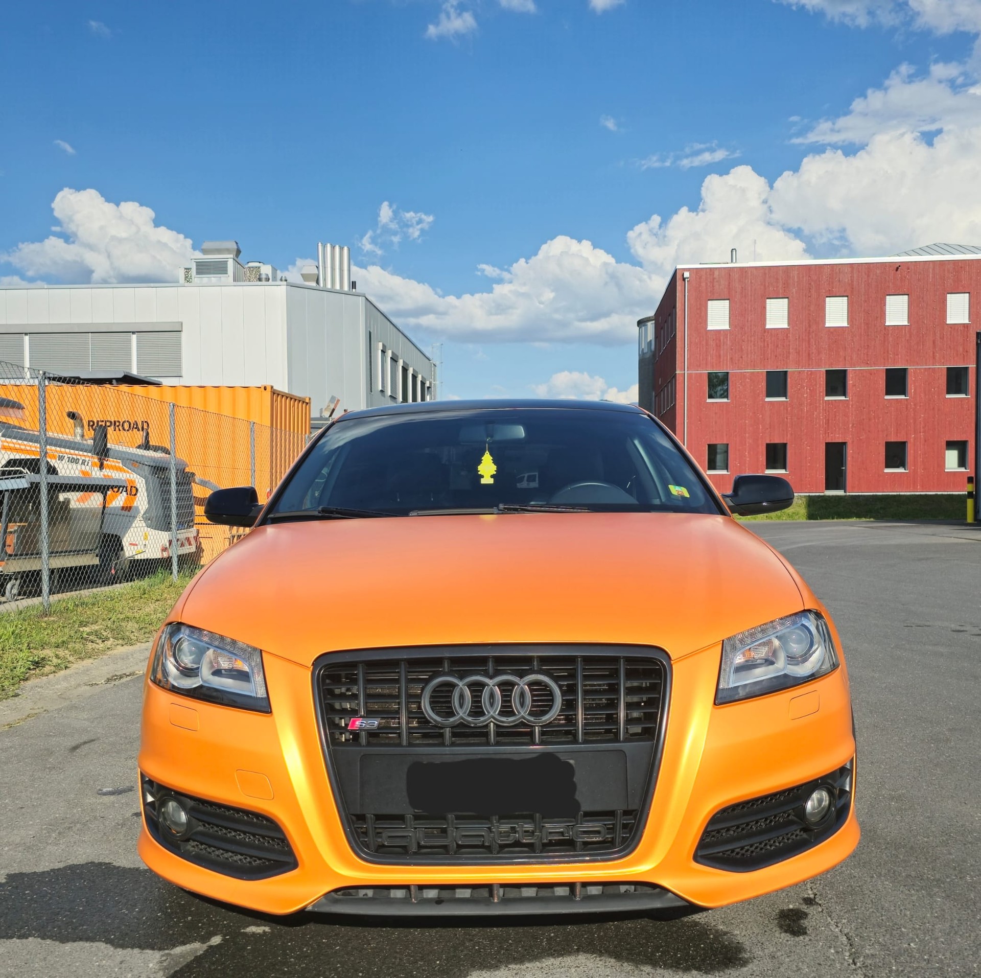 AUDI 2.0 T FSI quattro-image-1