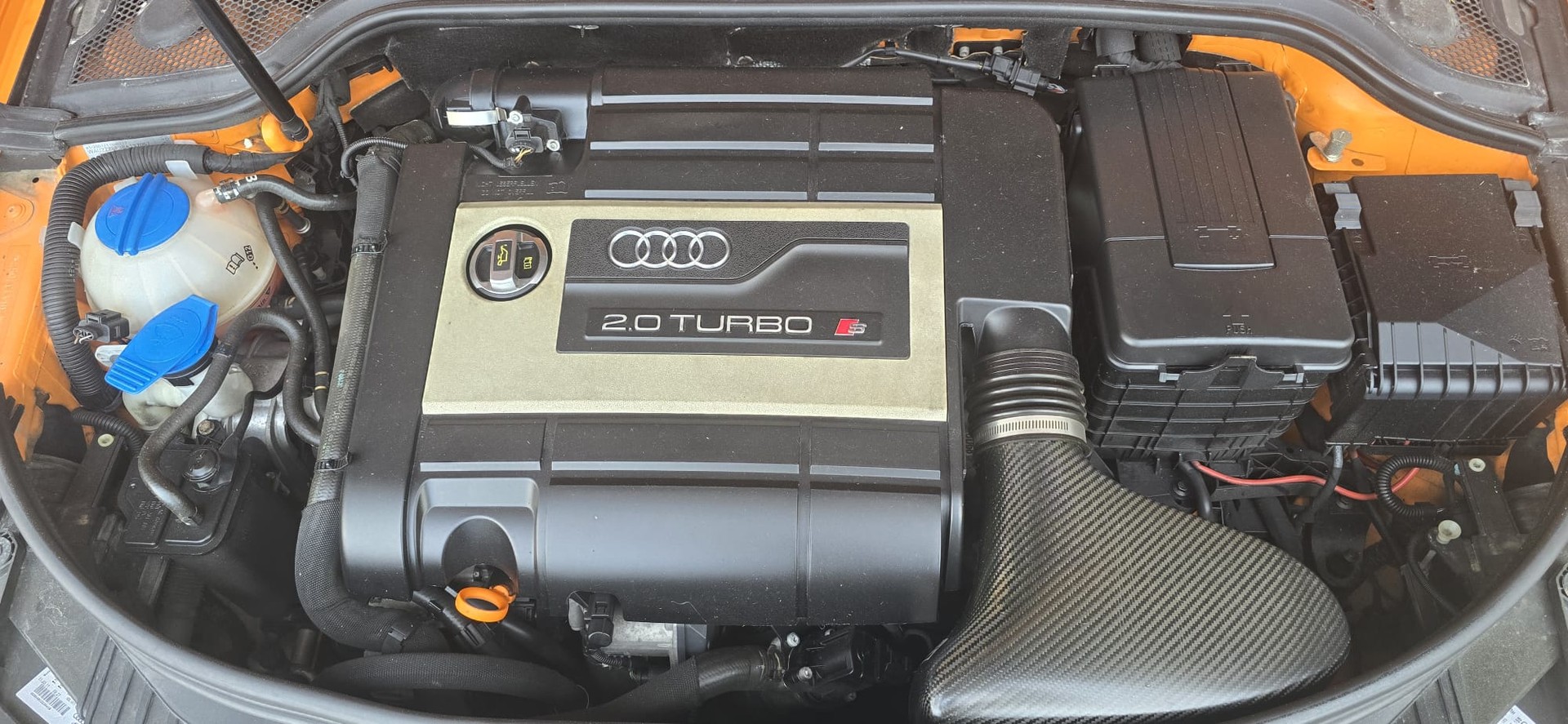 AUDI 2.0 T FSI quattro-image-5