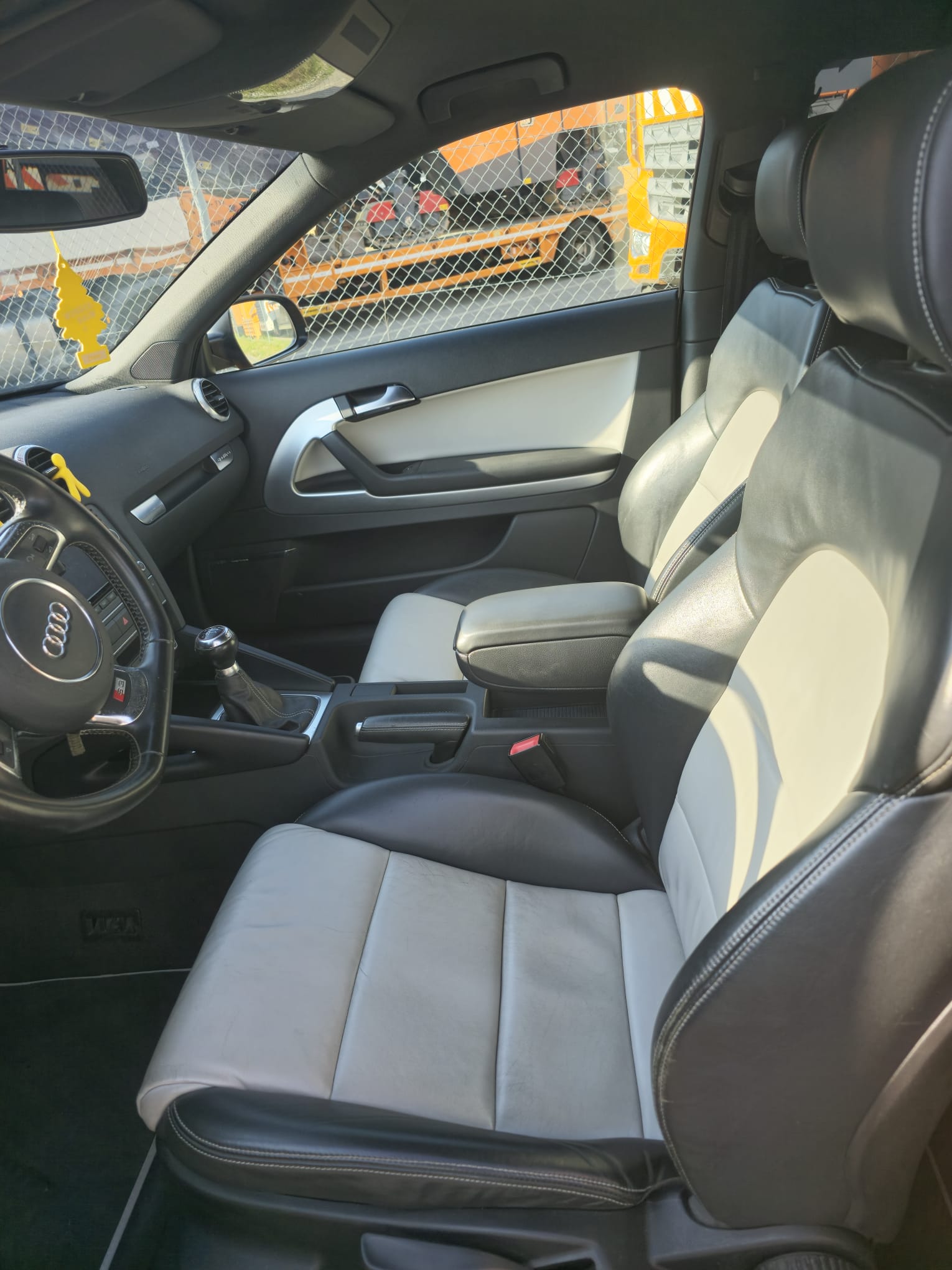 AUDI 2.0 T FSI quattro-image-4