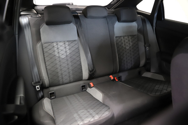 VW Taigo 1.0 TSI R-Line DSG-image-10