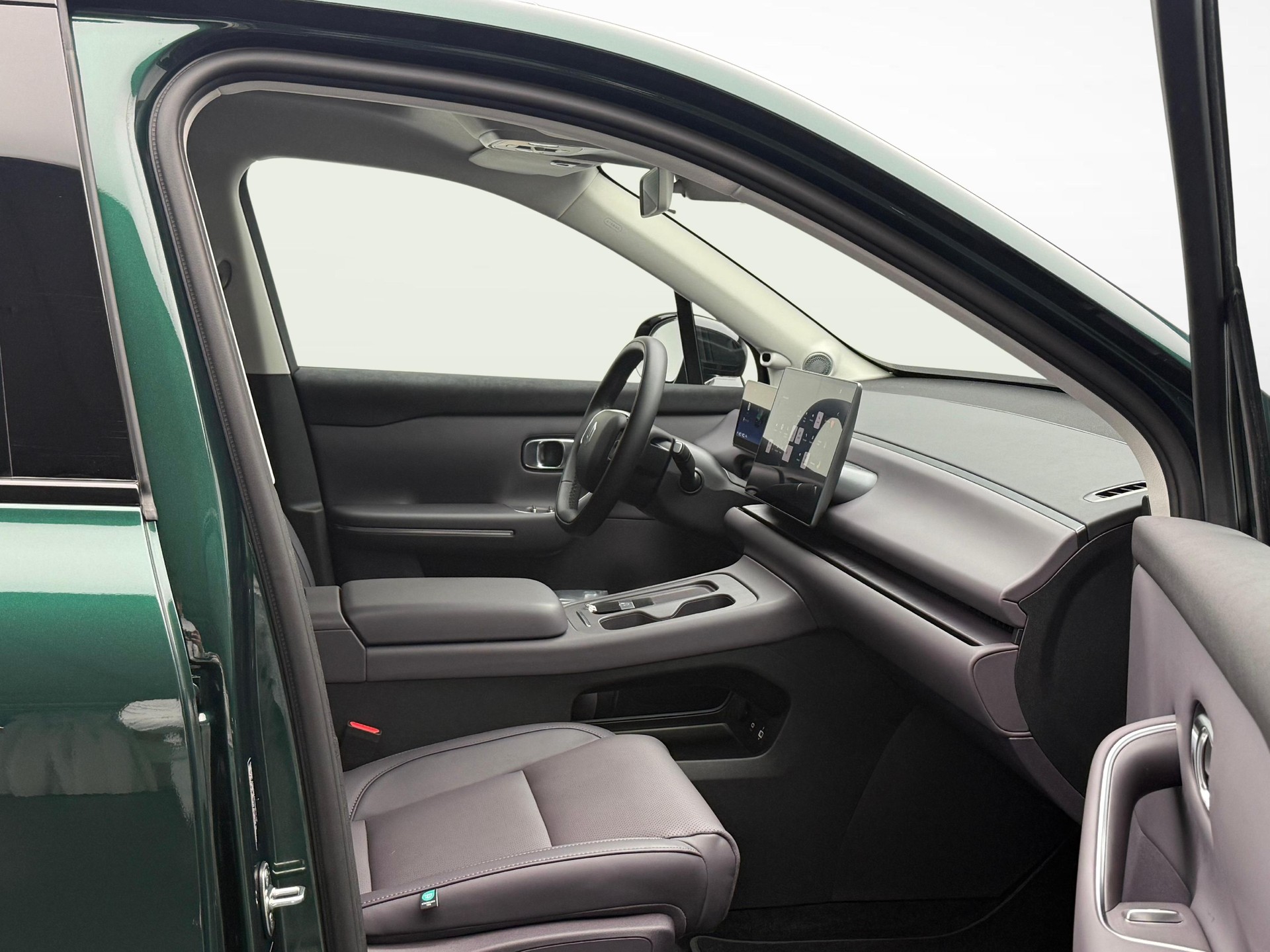 LEAPMOTOR C10 1.5 REEV Design-image-9