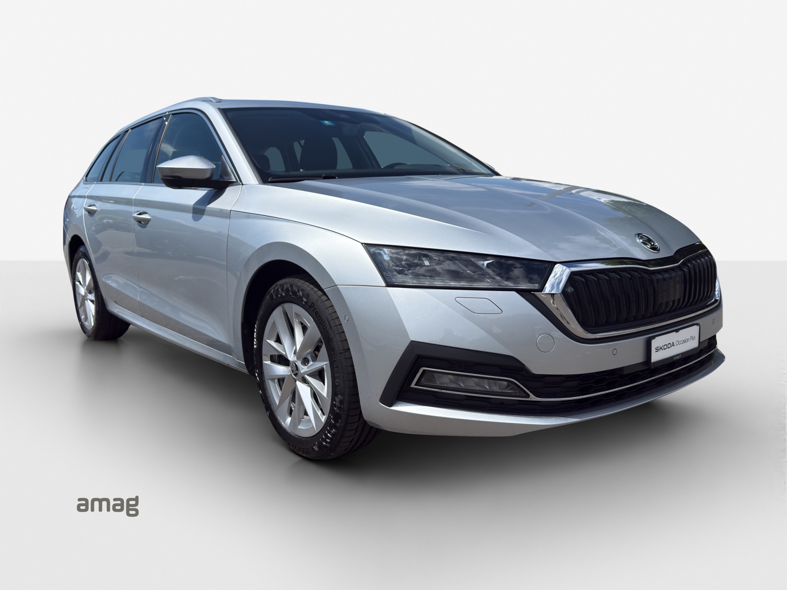 SKODA Octavia Combi 2.0 TSI Style DSG 4x4-image-5