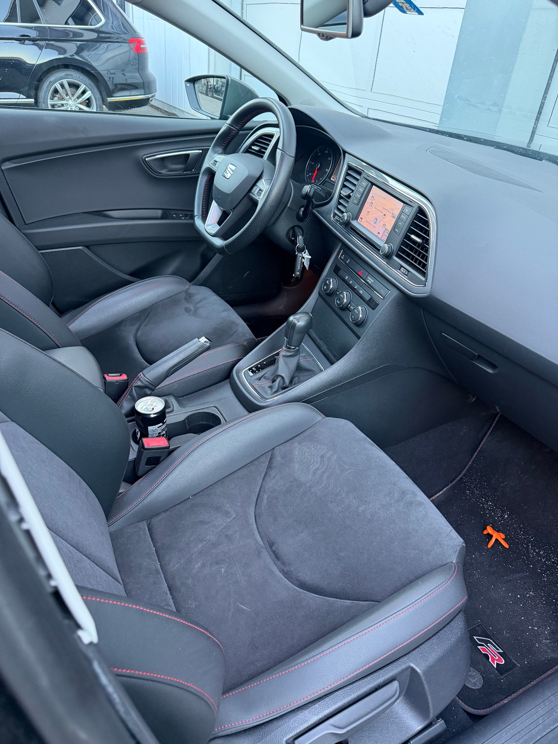 SEAT SEAT Leon 2.0 TDI FR DSG-image-10