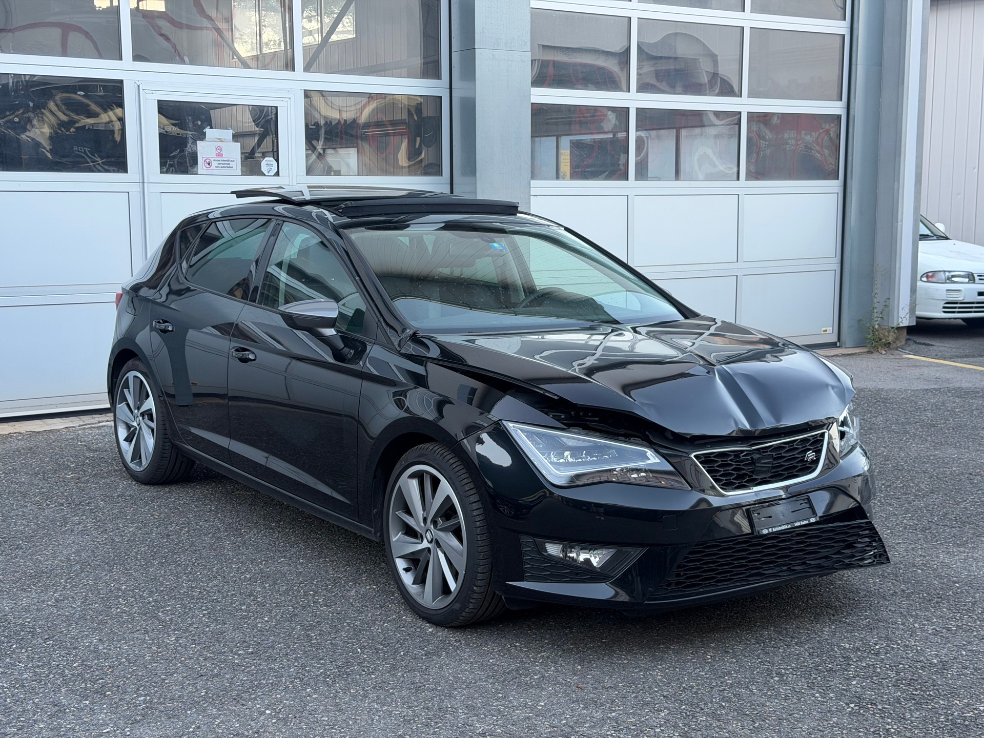SEAT SEAT Leon 2.0 TDI FR DSG-image-2