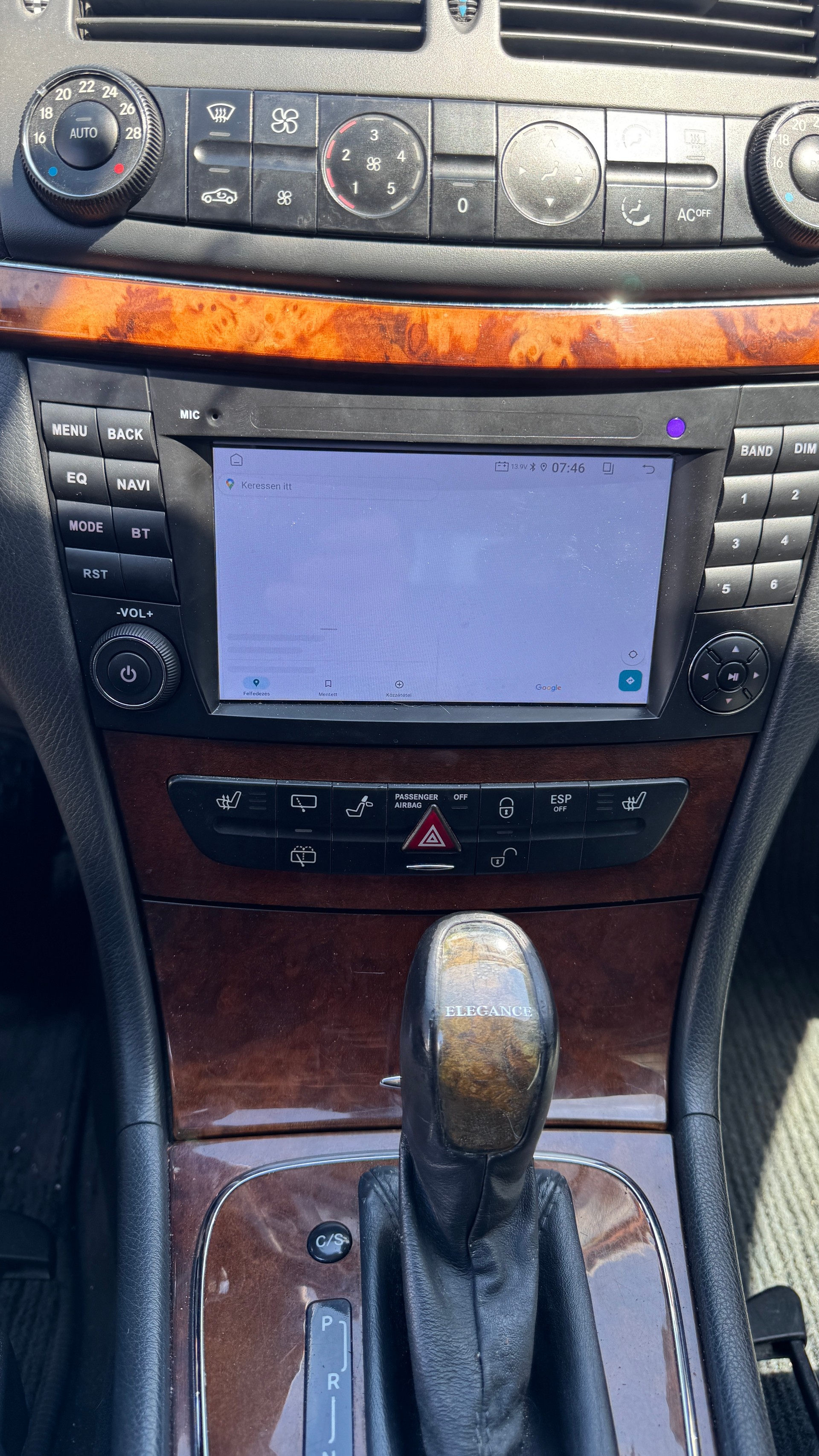 MERCEDES-BENZ E 320 CDI Elégance Automatic-image-7