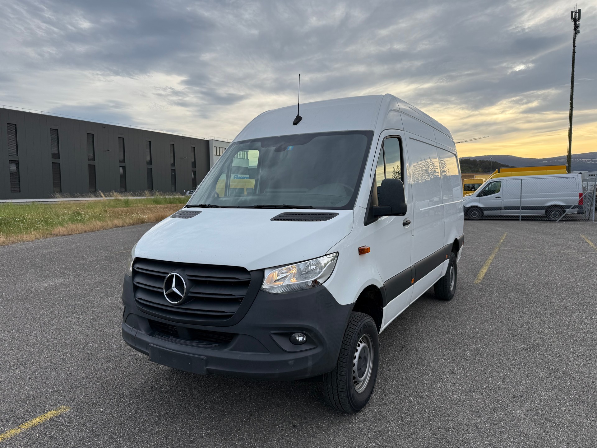 MERCEDES-BENZ Sprinter 316 CDI Standard 4x4-image-0