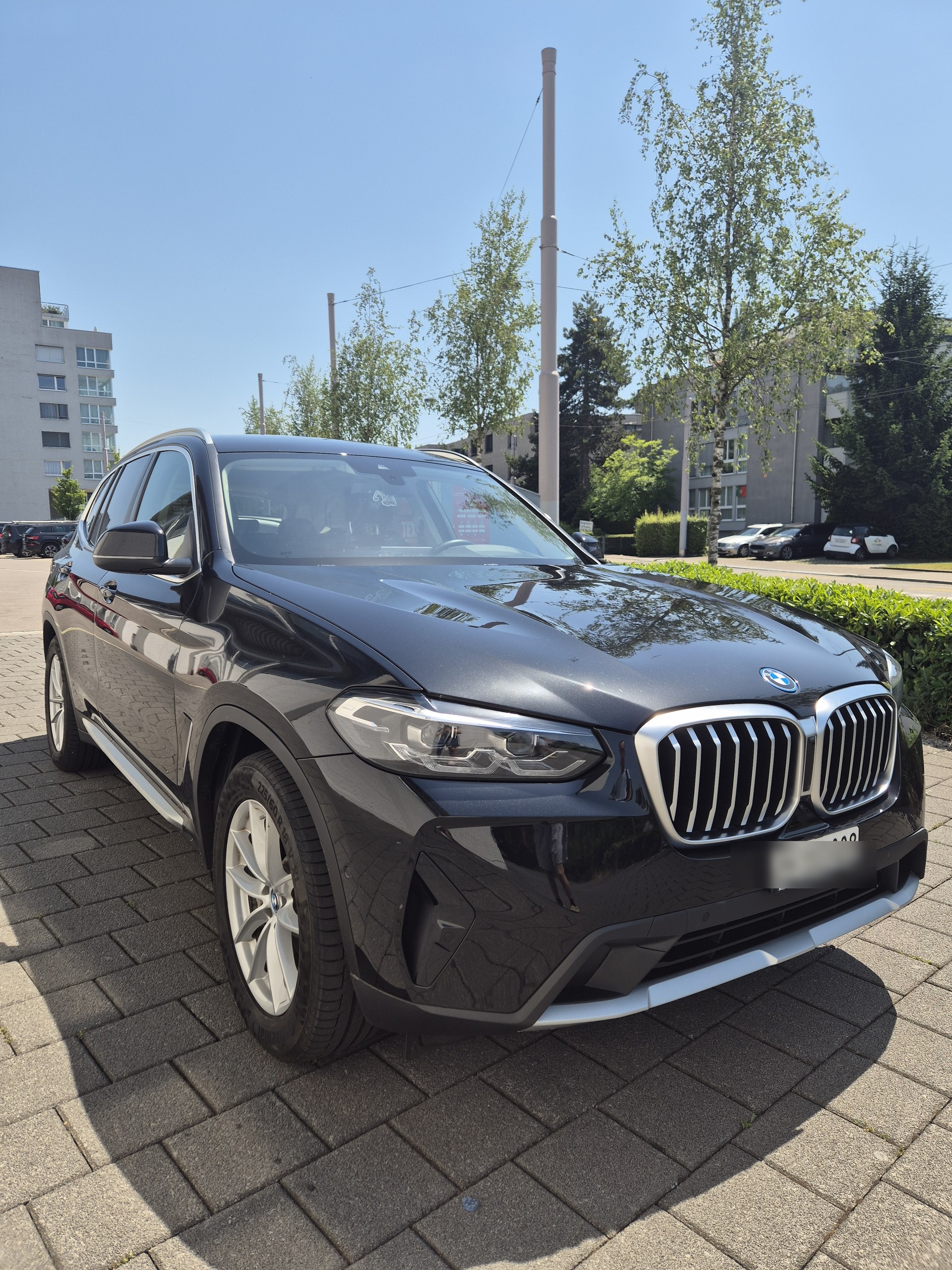 BMW 30e xDrive-image-0