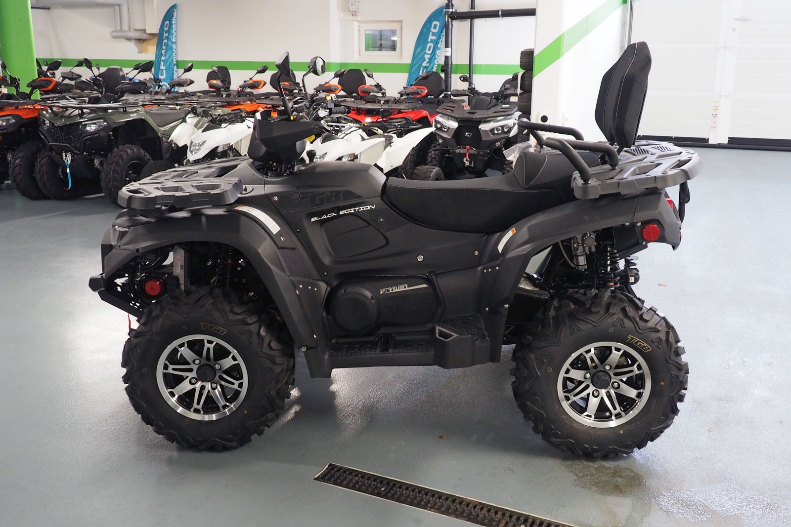 TGB Blade 1000 EFI LT 4x4-showroom-element-3