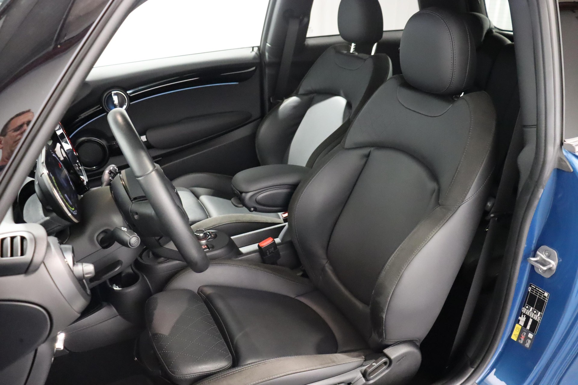 MINI F56 Cooper SE-image-7
