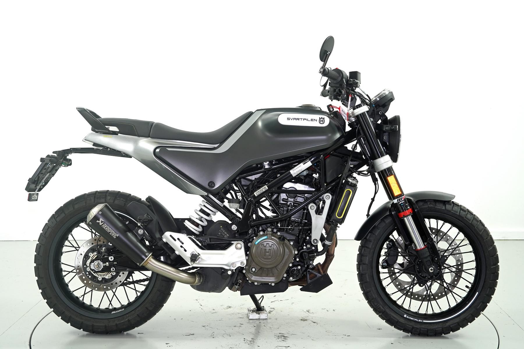 HUSQVARNA SVARTPILEN 125-showroom-element-3