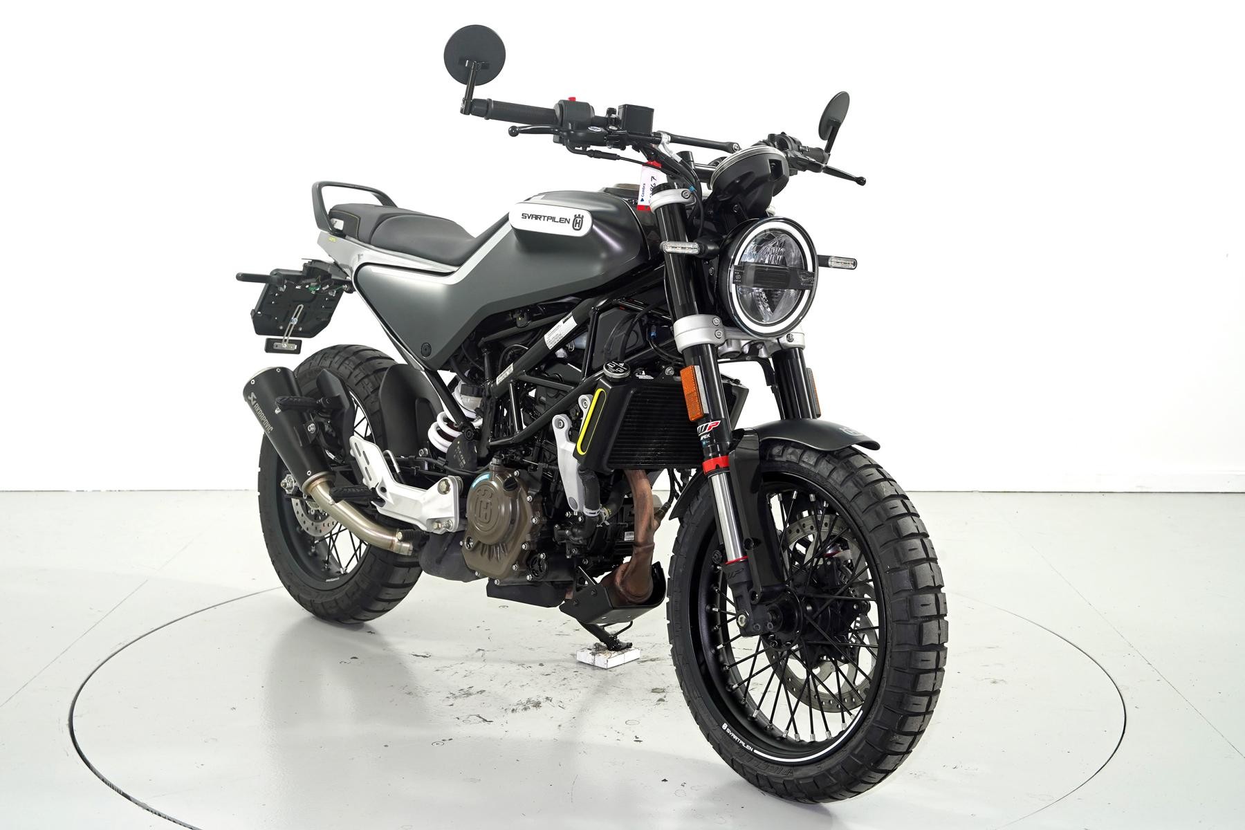HUSQVARNA SVARTPILEN 125-showroom-element-1