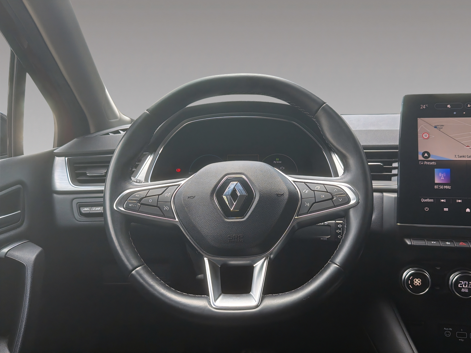 RENAULT Captur 1.6 E-Tech Plug-in Intens-image-8